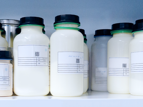 厳格な原料／資材管理